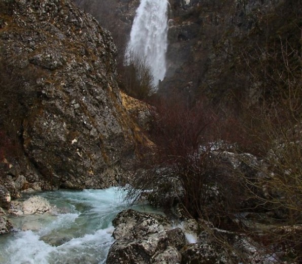 Vodopad Skakavica